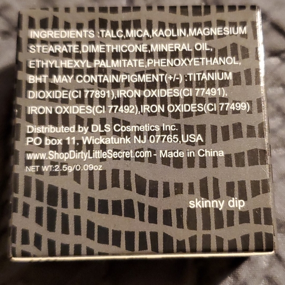 Dirty Little Secret Bronzer - Picture 4 of 4